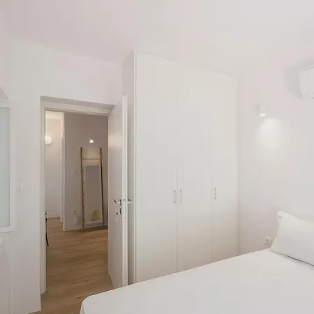 Sun-Splashed Stylish Flat, Steps To City Old Town Chania  Exterior photo