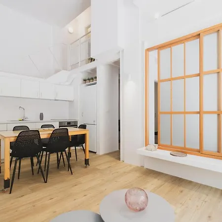 Sun-Splashed Stylish Flat, Steps To City Old Town Chania  Exterior photo