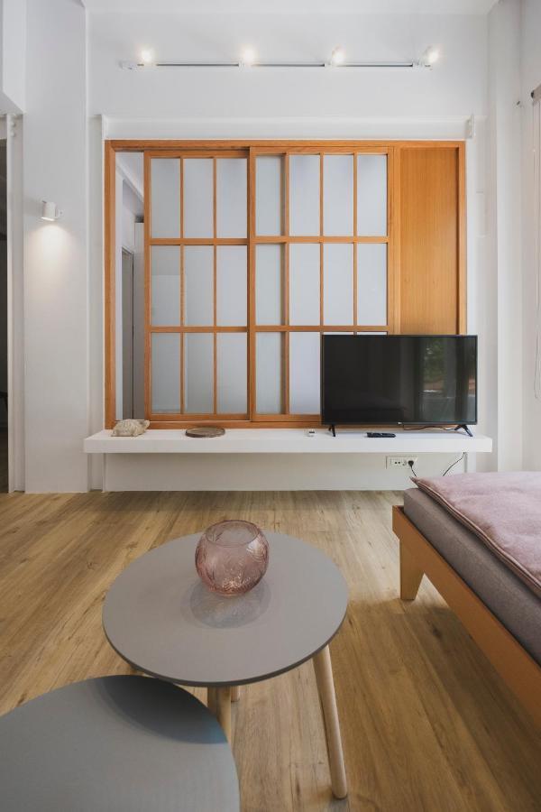 Sun-splashed Stylish Flat, Steps To Old Town Apartament Chania (Crete)
